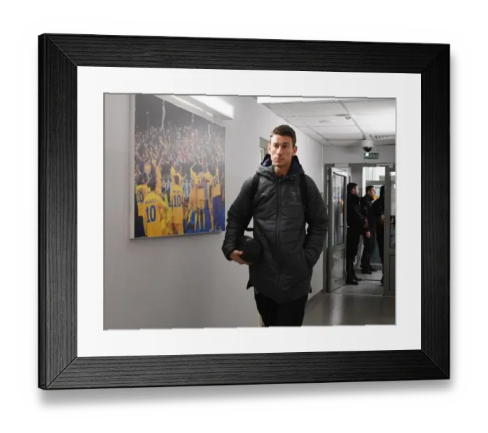 Framed Print : Arsenal's Laurent Koscielny Prepares for BATE Borisov Europa League Clash
