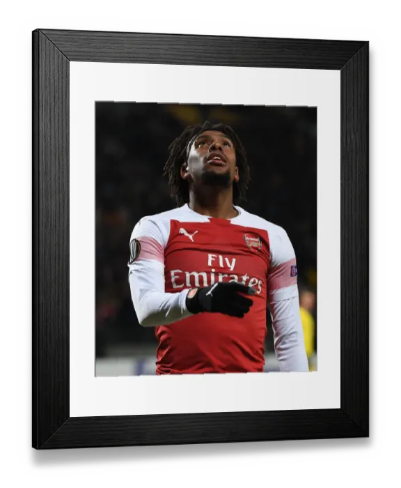 Framed Print : Dejected Iwobi: Arsenal's Europa League Struggle Against BATE Borisov Framed Print : Dejected Iwobi: Arsenal's Europa League Struggle Against BATE Borisov