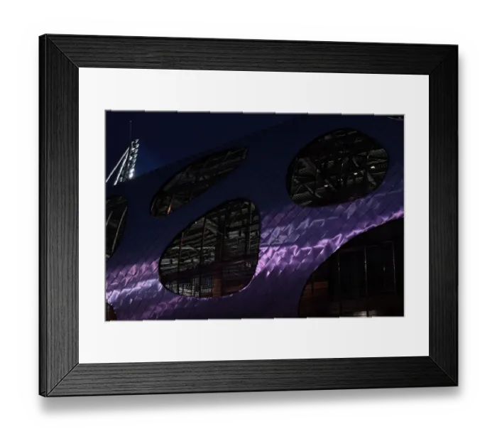 Framed Print : Arsenal at Borisov Arena: UEFA Europa League Showdown with BATE Borisov (First Leg)