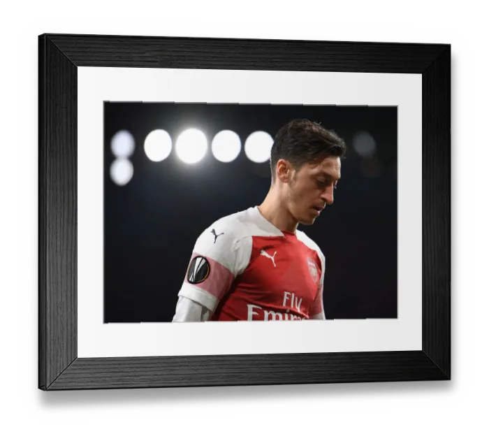 Framed Print : Mesut Ozil: Arsenal vs BATE Borisov, Europa League 2018-19