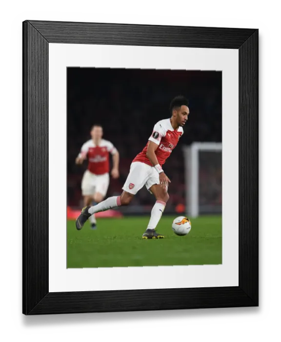 Framed Print : Arsenal's Aubameyang: Europa League Hero against BATE Borisov Framed Print : Arsenal's Aubameyang: Europa League Hero against BATE Borisov