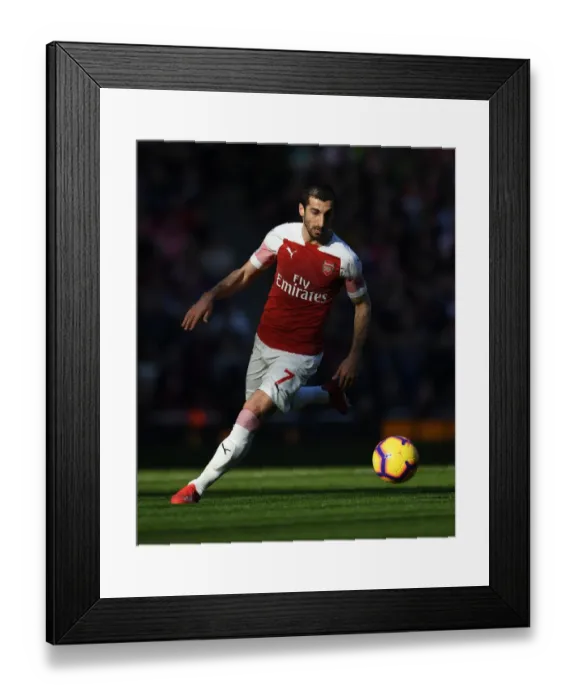 Framed Print : Arsenal's Mkhitaryan Shines in Arsenal FC vs Southampton FC Premier League Clash Framed Print : Arsenal's Mkhitaryan Shines in Arsenal FC vs Southampton FC Premier League Clash