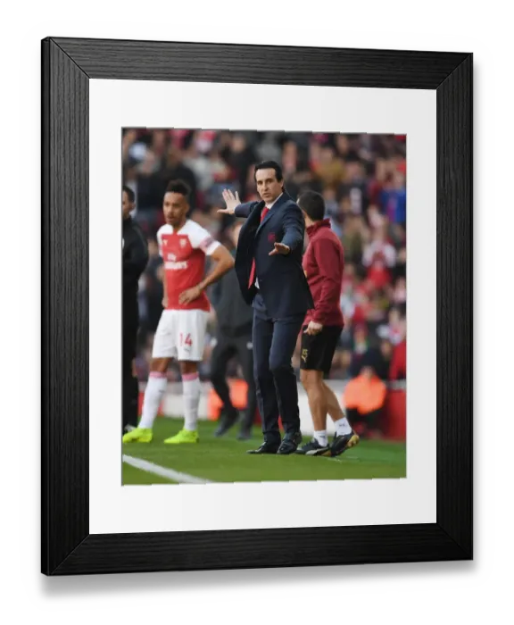 Framed Print : Unai Emery Leads Arsenal in Premier League Battle Against Southampton Framed Print : Unai Emery Leads Arsenal in Premier League Battle Against Southampton