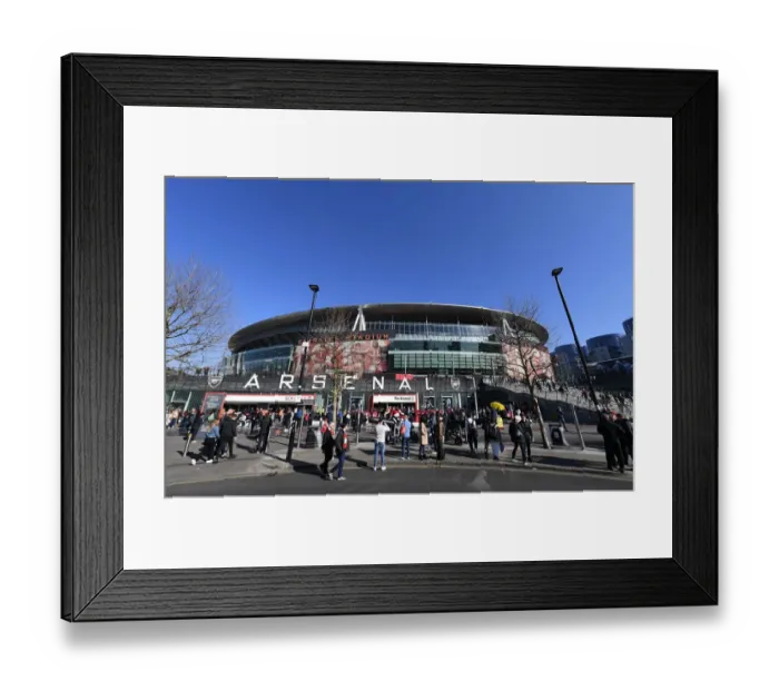 Framed Print : Arsenal vs Southampton: Emirates Stadium, Premier League Showdown (2018-19) Framed Print : Arsenal vs Southampton: Emirates Stadium, Premier League Showdown (2018-19)