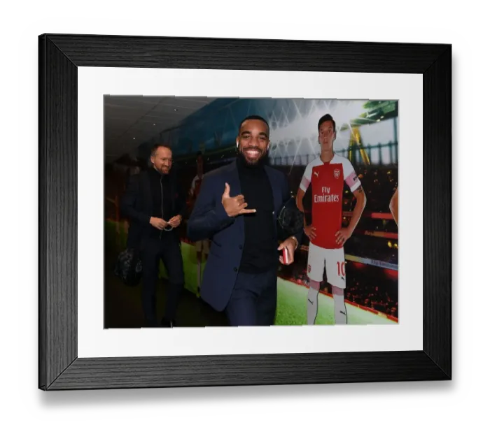 Framed Print : Arsenal's Alexandre Lacazette Arrives at Emirates Stadium Ahead of Arsenal v Southampton Match