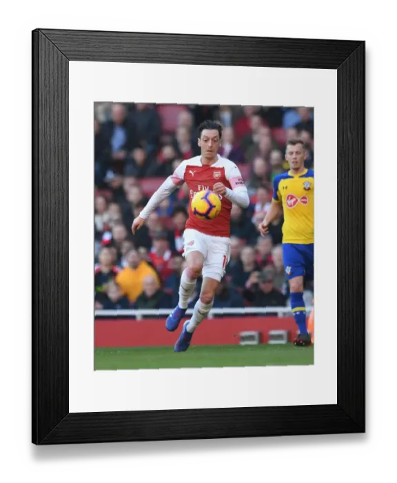 Framed Print : Mesut Ozil in Action: Arsenal vs. Southampton, Premier League 2018-19