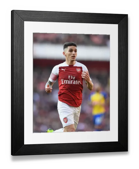 Framed Print : Lucas Torreira: In Action for Arsenal Against Southampton, Premier League 2018-19