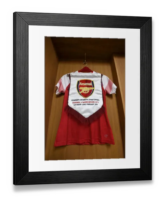 Framed Print : Arsenal: Gearing Up for Battle in the FA Womens Continental Cup Final vs Manchester City