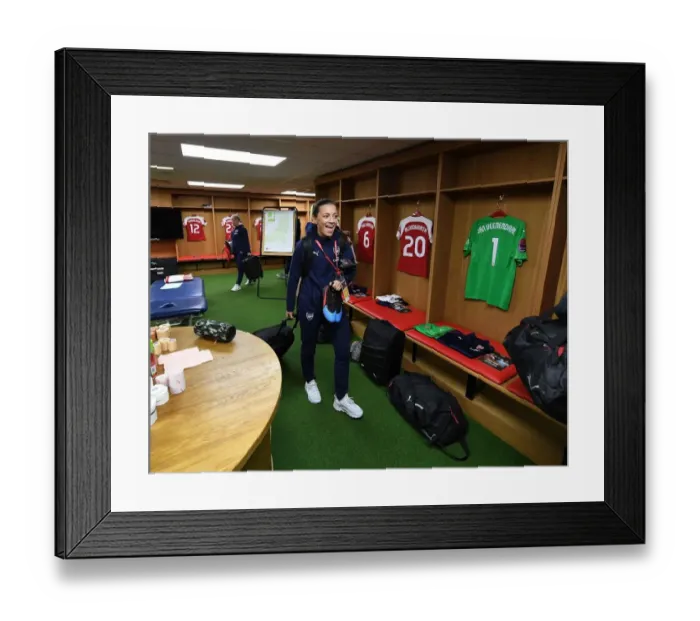Framed Print : Arsenal's Katie McCabe: Focus and Determination Before the Continental Cup Final Against Manchester City