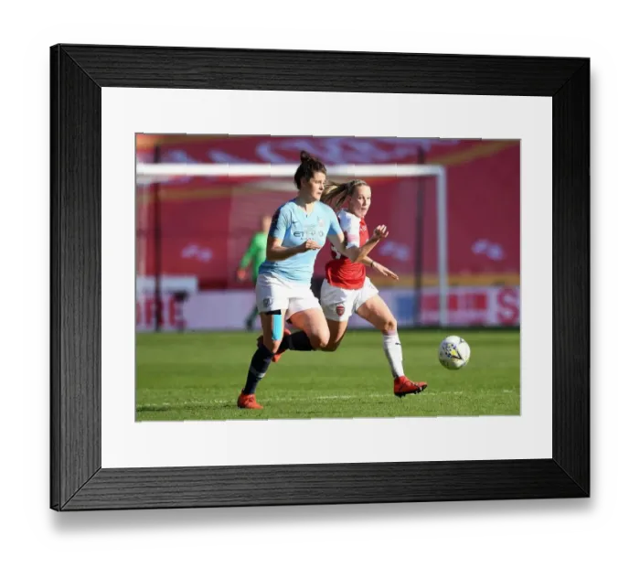 Framed Print : Clash of Titans: Beth Mead vs. Jennifer Beattie - Arsenal vs. Manchester City Women's FA WSL Showdown