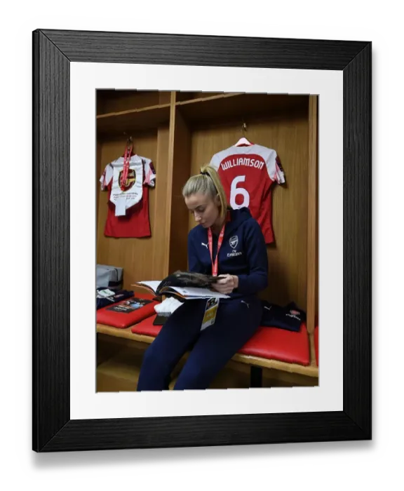 Framed Print : Leah Williamson: Arsenal Women's Star Ready for FA WSL Continental Cup Final Showdown Against Manchester City