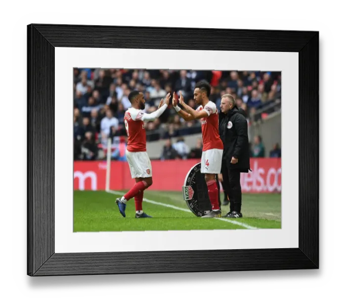 Framed Print : Arsenal: Aubameyang Replaces Lacazette Against Tottenhotspur in Premier League Clash Framed Print : Arsenal: Aubameyang Replaces Lacazette Against Tottenhotspur in Premier League Clash