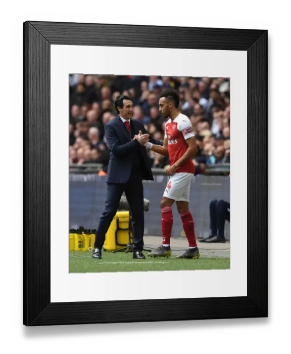 Framed Print : Unai Emery Prepares Substitution of Pierre-Emerick Aubameyang during Tottenham vs Arsenal Premier League Match