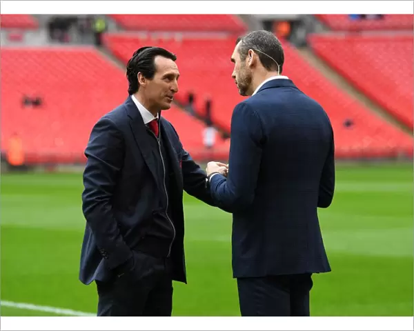 Unai Emery and Martin Keown: A Pre-Match Conversation Before the Tottenham-Arsenal Rivalry