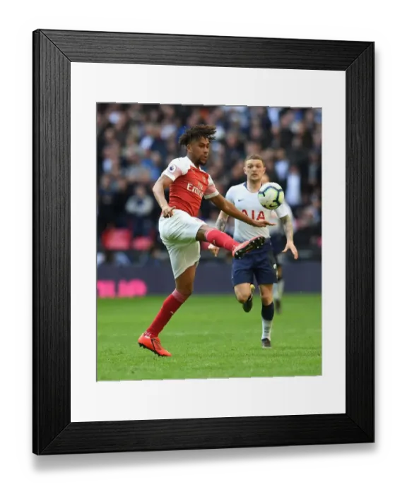 Framed Print : Alex Iwobi in Action: Premier League Showdown - Tottenham vs Arsenal (2018-19) Framed Print : Alex Iwobi in Action: Premier League Showdown - Tottenham vs Arsenal (2018-19)