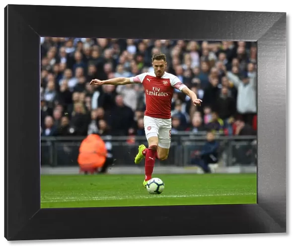 Aaron Ramsey in Action: Tottenham Hotspur vs. Arsenal FC, Premier League 2018-19