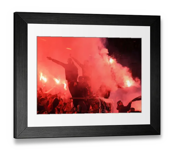 Framed Print : Arsenal vs Stade Rennais: Europa League Clash at Roazhon Park