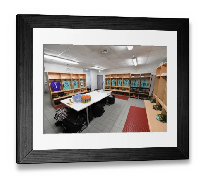 Framed Print : Arsenal in the Huddle: Pre-Match Huddle in Stade Rennais's Stadium before UEFA Europa League Clash Framed Print : Arsenal in the Huddle: Pre-Match Huddle in Stade Rennais's Stadium before UEFA Europa League Clash