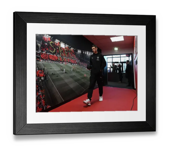 Framed Print : Arsenal's Laurent Koscielny Arrives at Stade Rennais Ahead of Europa League Clash Framed Print : Arsenal's Laurent Koscielny Arrives at Stade Rennais Ahead of Europa League Clash