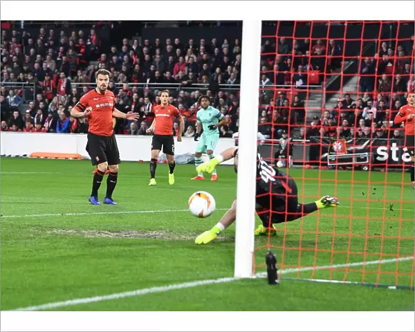 Arsenal's Alex Iwobi Scores Dramatic Goal Against Stade Rennais in Europa League First Leg