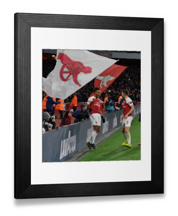 Framed Print : Arsenal's Aubameyang and Ramsey Celebrate Goals Against Manchester United (2018-19) Framed Print : Arsenal's Aubameyang and Ramsey Celebrate Goals Against Manchester United (2018-19)