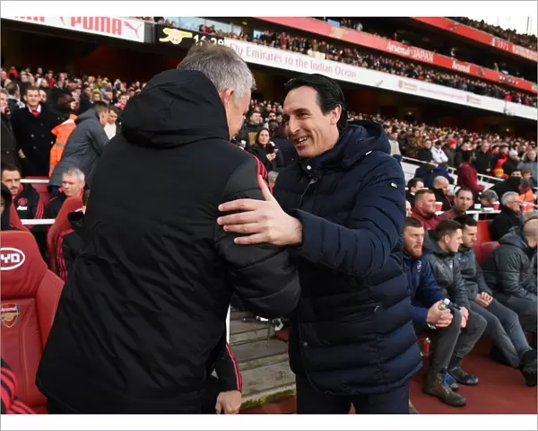 Emery and Solskjaer: Pre-Match Handshake between Arsenal's and Manchester United's Managers (2018-19)