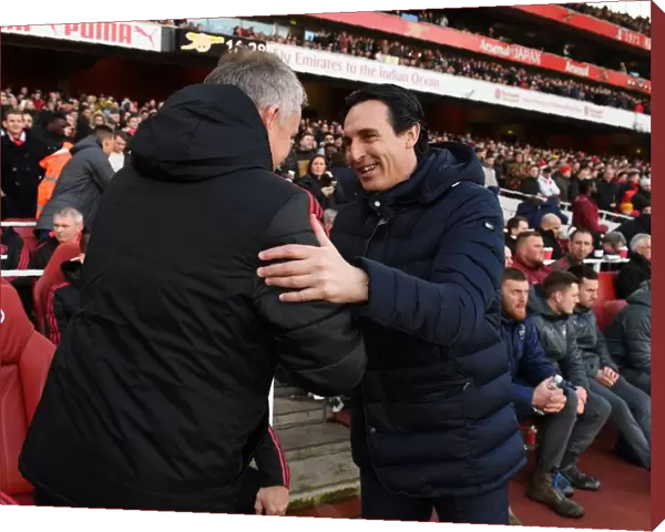 Emery and Solskjaer: Pre-Match Handshake between Arsenal's and Manchester United's Managers (2018-19)