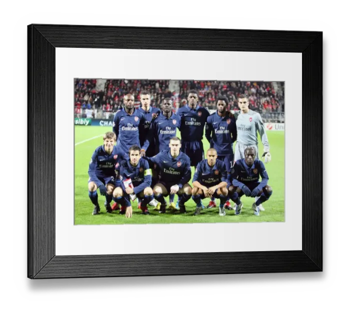 Framed Print : The Arsenal team line up before the match