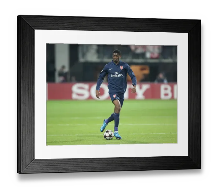 Framed Print : Abou Diaby in Action: Arsenal vs. AZ Alkmaar, UEFA Champions League, 2009