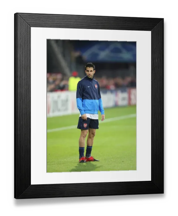 Framed Print : Fabregas Battle: Arsenal vs. AZ Alkmaar, UEFA Champions League, 2009 (1:1)