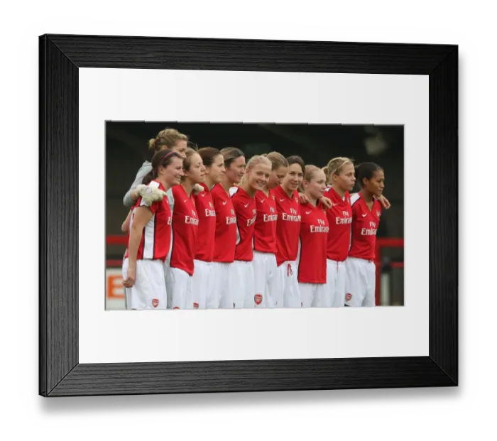 Framed Print : Arsenal Ladies line up for a minutes silence Framed Print : Arsenal Ladies line up for a minutes silence