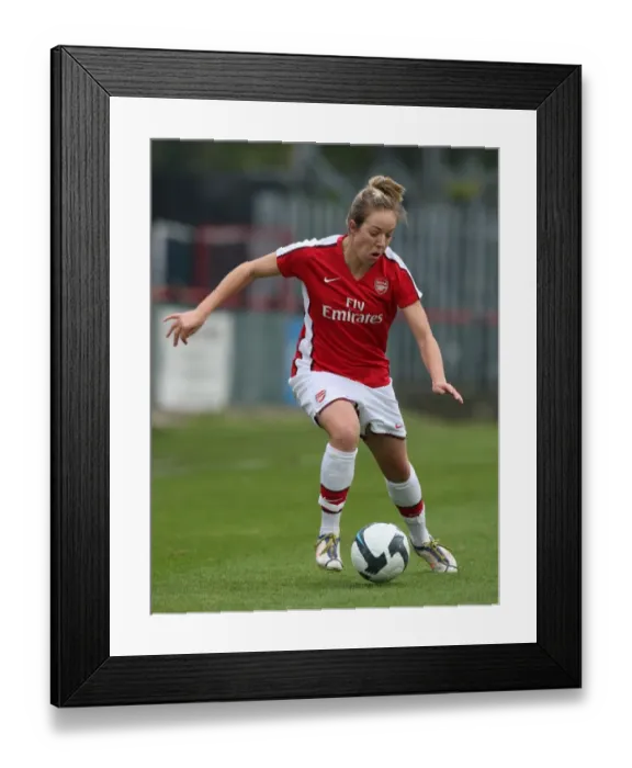 Framed Print : Arsenal's Gemma Davison Scores Duo in 2:0 UEFA Cup Victory over Sparta Prague
