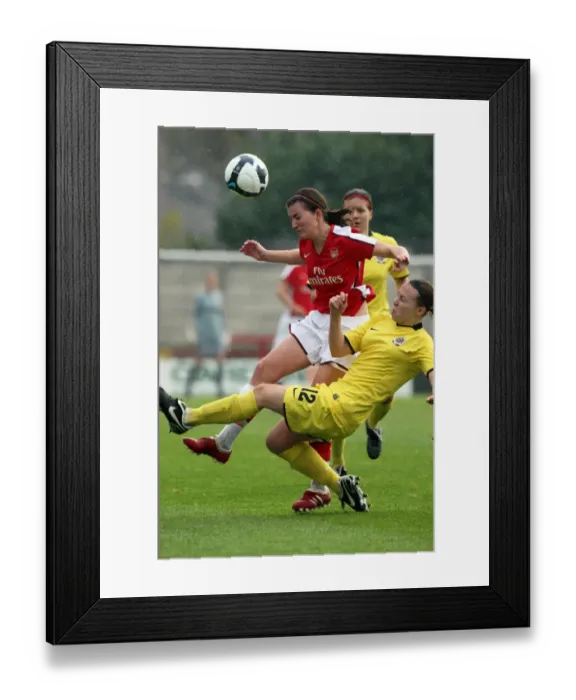 Framed Print : Helen Lander (Arsenal) Jana Sedlackova (Sparta)
