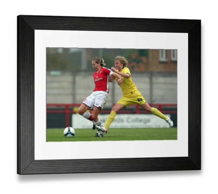Framed Print : Jayne Ludlow Scores in Arsenal's 2:0 UEFA Cup Victory over Sparta Prague (2009-10)