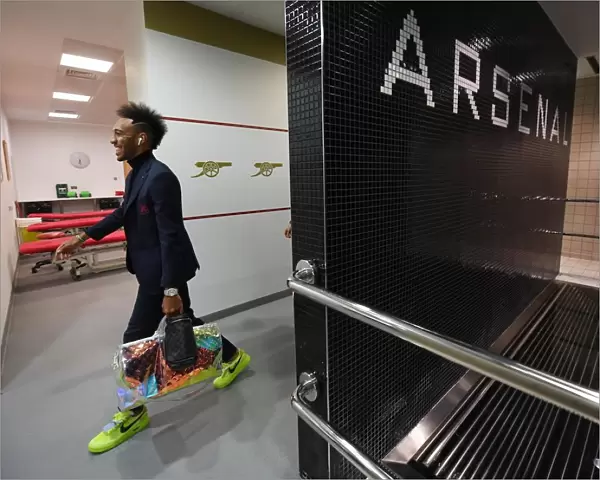 Arsenal's Pierre-Emerick Aubameyang in the Changing Room Before Arsenal v Stade Rennais - UEFA Europa League Round of 16 (2018-19)