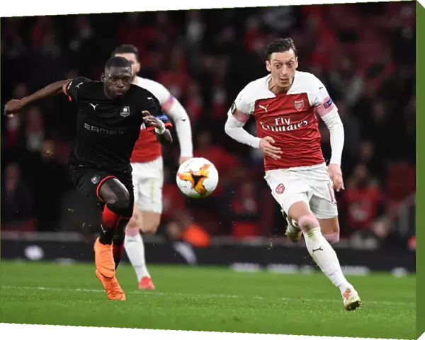 Arsenal vs Stade Rennais: Mesut Ozil Clashes with Hamari Traore in UEFA Europa League Showdown