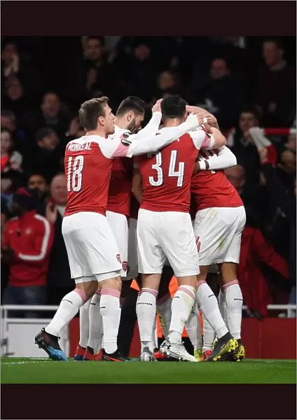 Arsenal Celebrate Double Strike Against Stade Rennais in Europa League