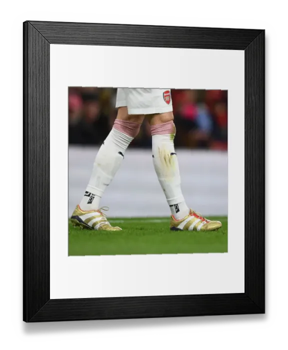Framed Print : Mesut Ozil's New Boots: Arsenal's Star Player in UEFA Europa League Clash against Stade Rennais (2019) Framed Print : Mesut Ozil's New Boots: Arsenal's Star Player in UEFA Europa League Clash against Stade Rennais (2019)
