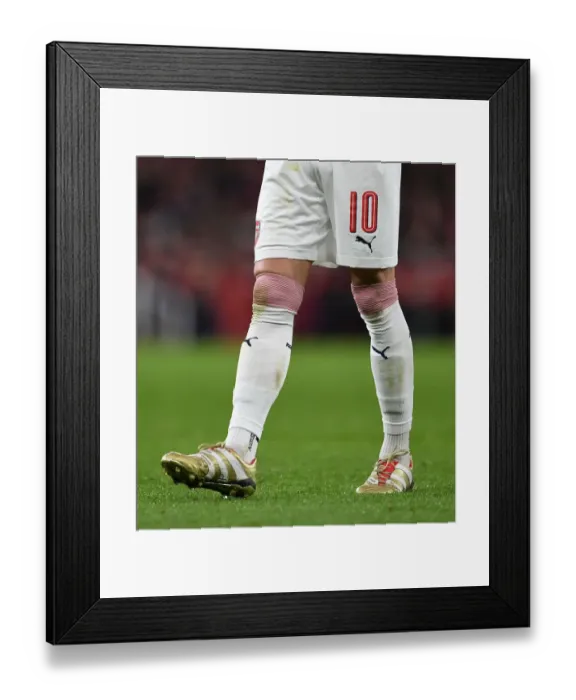 Framed Print : Mesut Ozil's New Boots: Arsenal vs Stade Rennais, UEFA Europa League 2019 Framed Print : Mesut Ozil's New Boots: Arsenal vs Stade Rennais, UEFA Europa League 2019