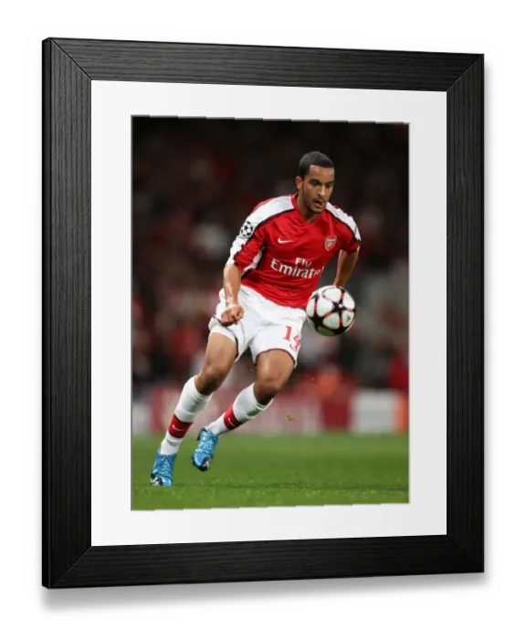Framed Print : Theo Walcott (Arsenal) Framed Print : Theo Walcott (Arsenal)