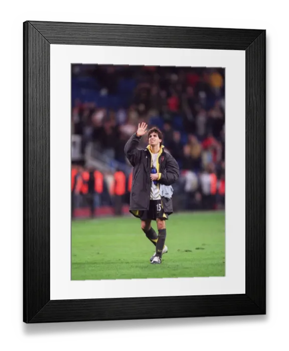 Framed Print : Cesc Fabregas Triumph: Arsenal's 1-0 Victory Over Real Madrid in the Champions League