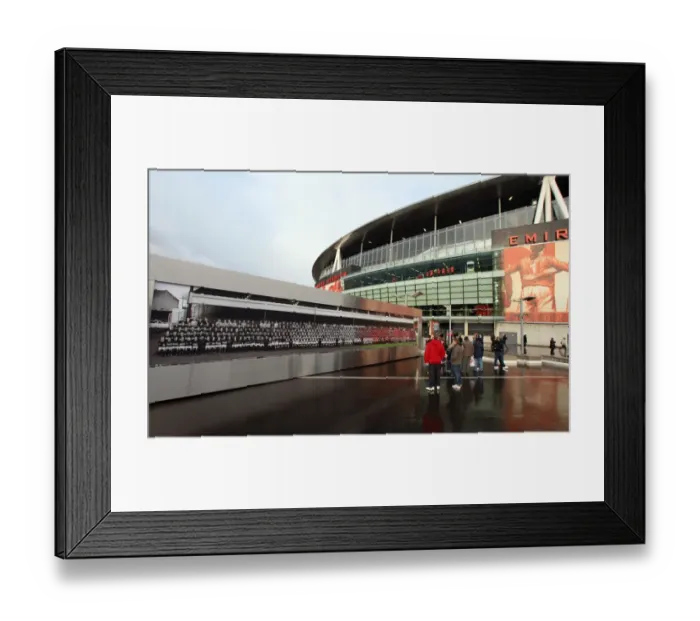 Framed Print : The Highbury Shrine: Arsenal 0:3 Chelsea, Barclays Premier League (2009)