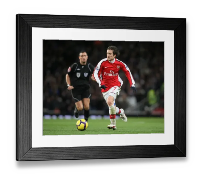 Framed Print : Tomas Rosicky's Disappointing Night: Arsenal 0-3 Chelsea, Premier League 2009 Framed Print : Tomas Rosicky's Disappointing Night: Arsenal 0-3 Chelsea, Premier League 2009