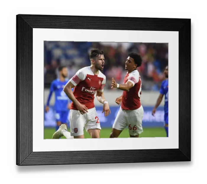 Framed Print : Carl Jenkinson Scores for Arsenal in Al-Nasr Dubai Friendly