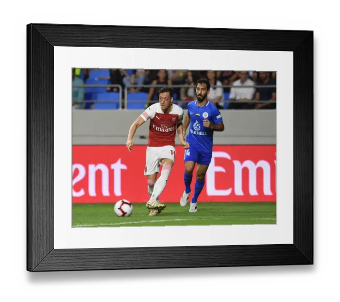 Framed Print : Arsenal Faces Al-Nasr Dubai SC in a Friendly Match at Al Maktoum Stadium (2018-19) Framed Print : Arsenal Faces Al-Nasr Dubai SC in a Friendly Match at Al Maktoum Stadium (2018-19)