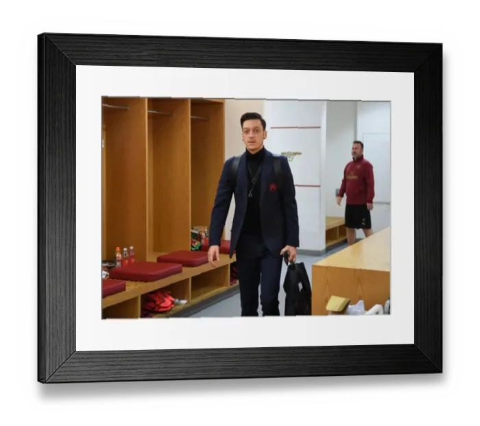 Framed Print : Mesut Ozil in Arsenal Changing Room Before Arsenal vs Newcastle United, Premier League 2018-19 Framed Print : Mesut Ozil in Arsenal Changing Room Before Arsenal vs Newcastle United, Premier League 2018-19