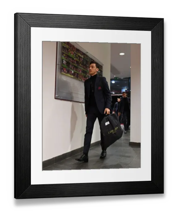 Framed Print : Mesut Ozil: Arsenal's Star Player Ready for Newcastle United Clash (Arsenal v Newcastle United 2018-19)