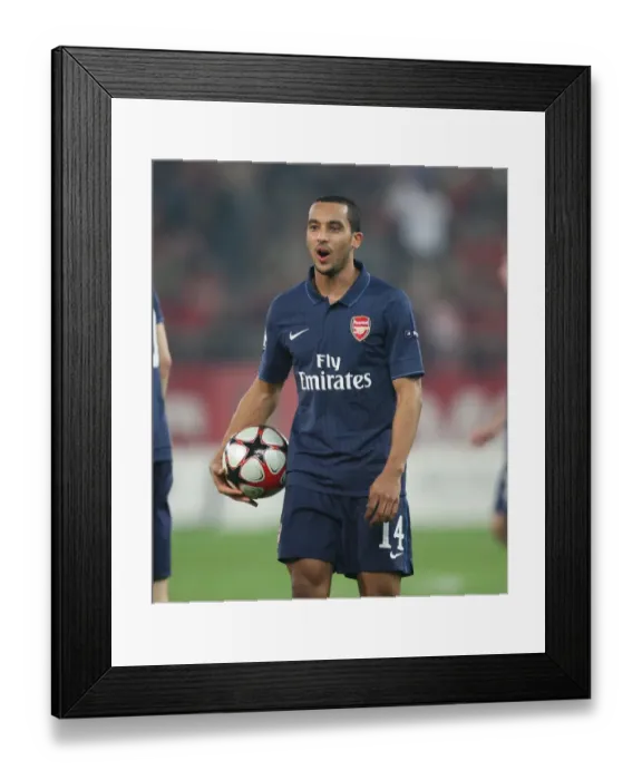 Framed Print : Theo Walcott (Arsenal). Olympiacos 1: 0 Arsenal, UEFA Champions League, Group H Framed Print : Theo Walcott (Arsenal). Olympiacos 1: 0 Arsenal, UEFA Champions League, Group H