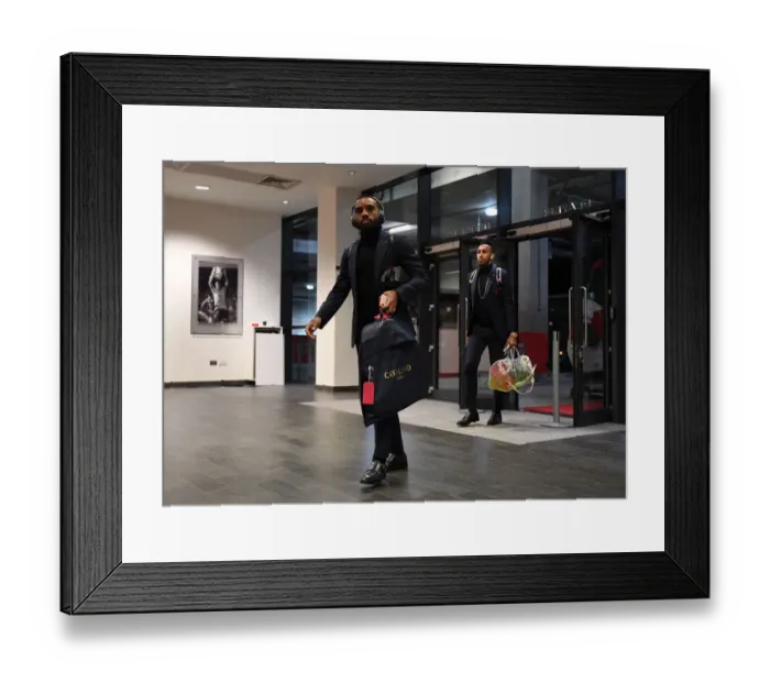 Framed Print : Arsenal's Alexandre Lacazette Prepares for Europa League Clash Against Napoli