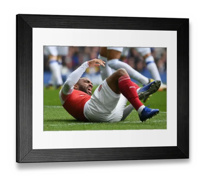 Framed Print : Alexandre Lacazette in Action: Everton vs Arsenal, Premier League 2018-19 Framed Print : Alexandre Lacazette in Action: Everton vs Arsenal, Premier League 2018-19
